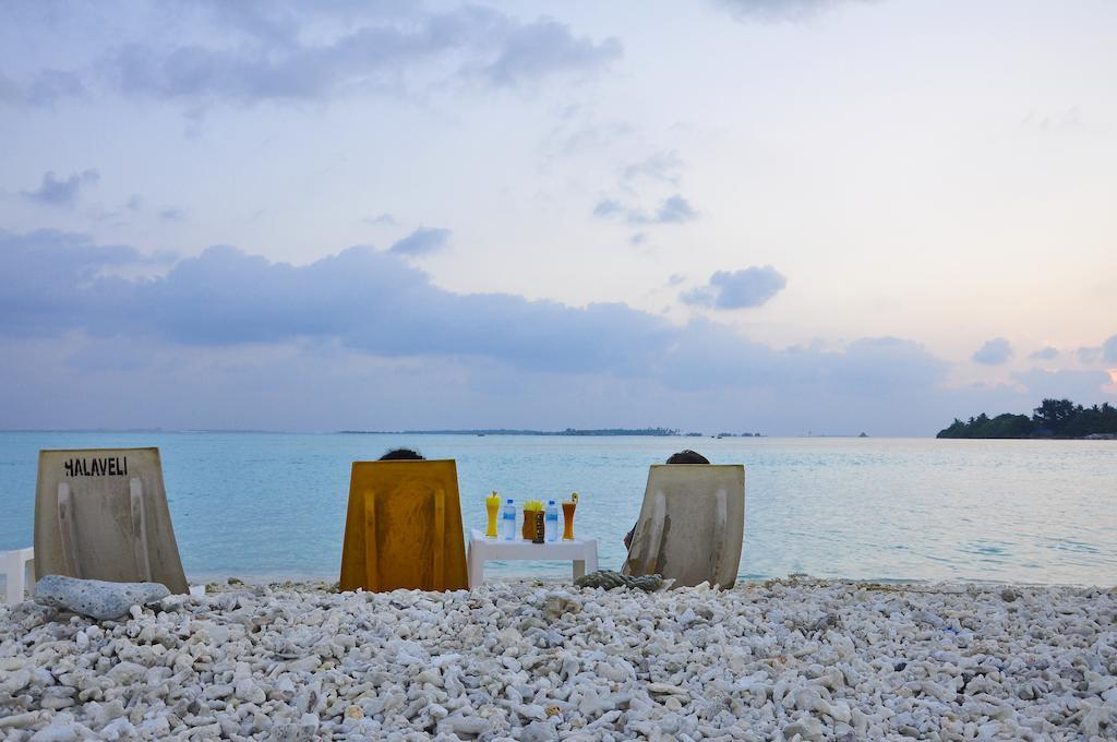 Jail Break Surf Inn Himmafushi Exterior photo