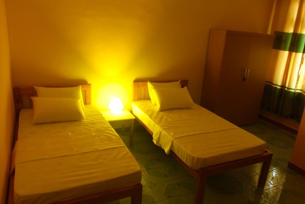 Jail Break Surf Inn Himmafushi Room photo
